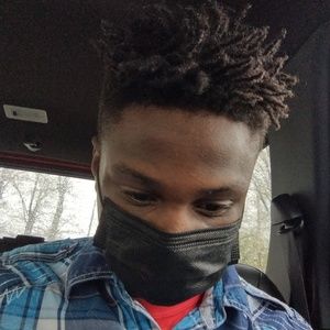 Meet your Posher, Ethan